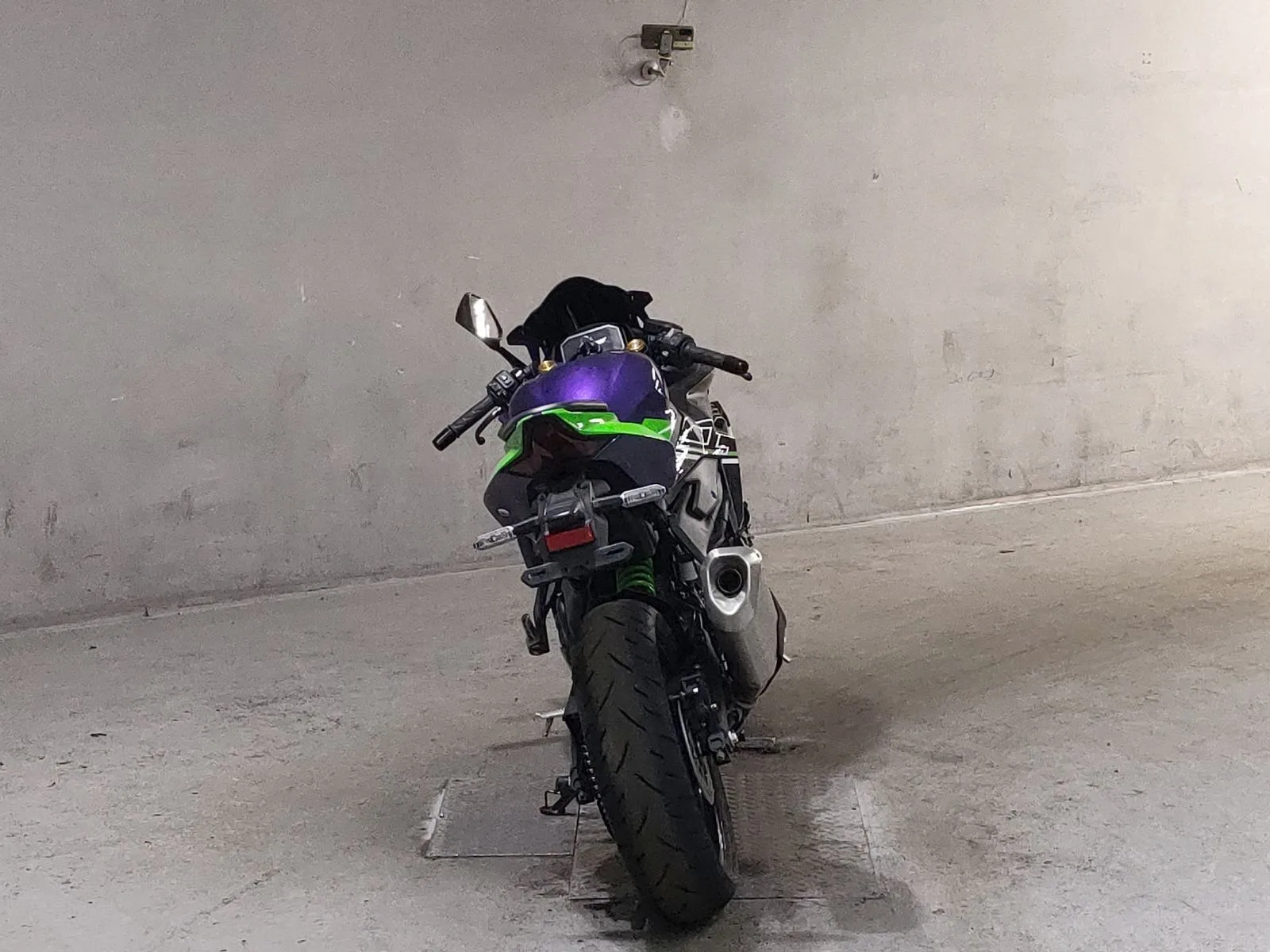 Kawasaki NINJA ZX-4RR с аукциона JBA, кадр 4