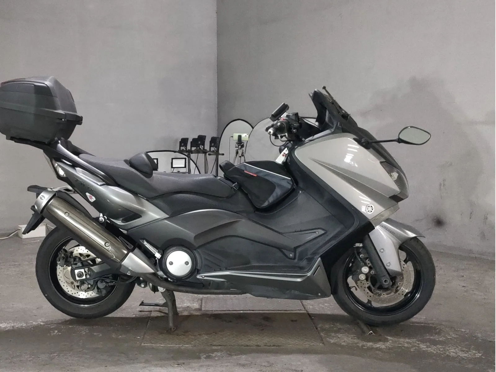 Yamaha T-MAX530 из Японии