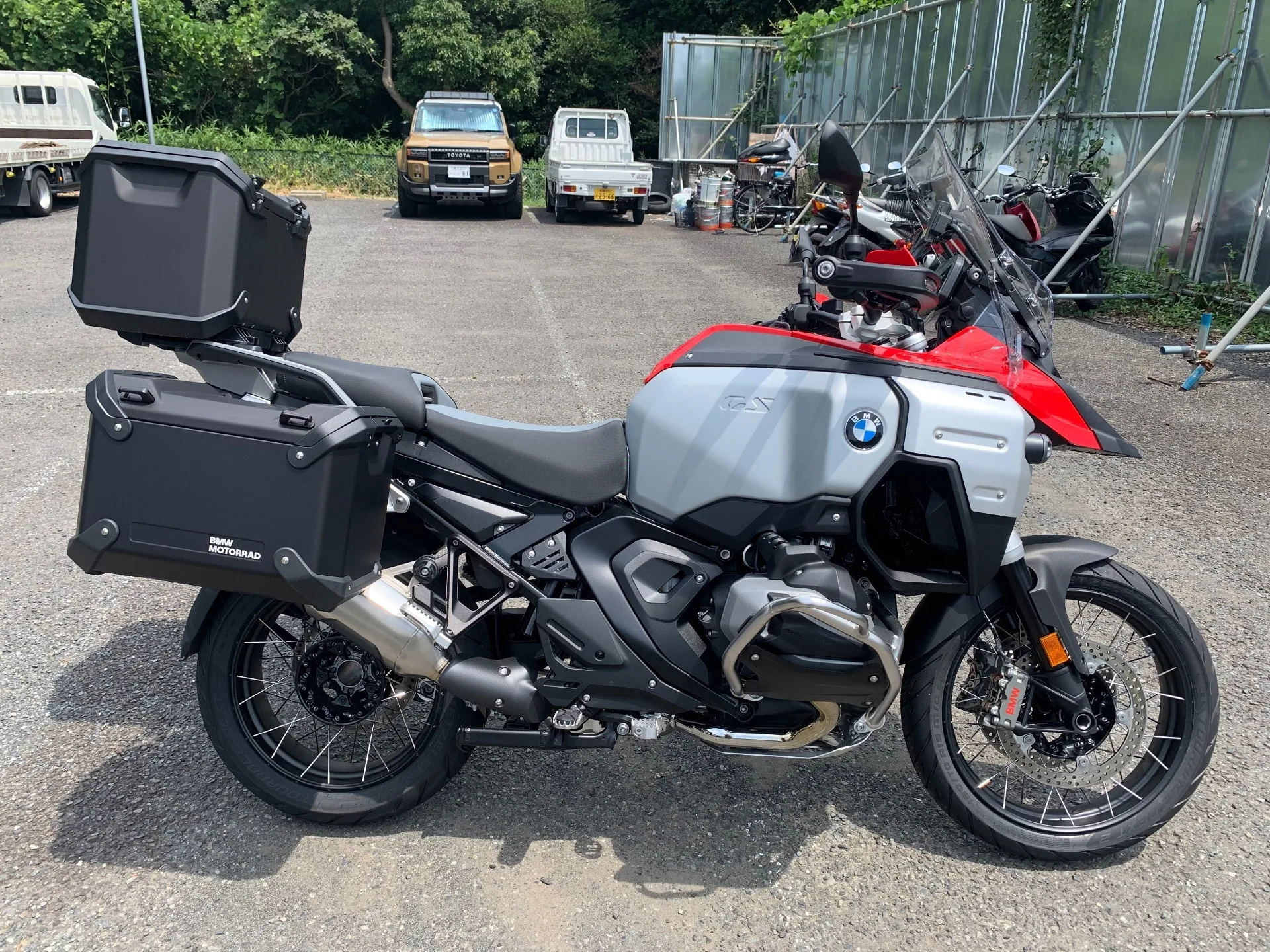 BMW R1300GS ADV 2026 года с японского аукциона AUCNET