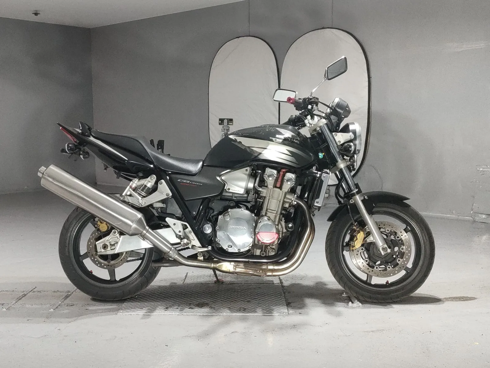 Honda CB1300SF с аукциона JBA, кадр 1