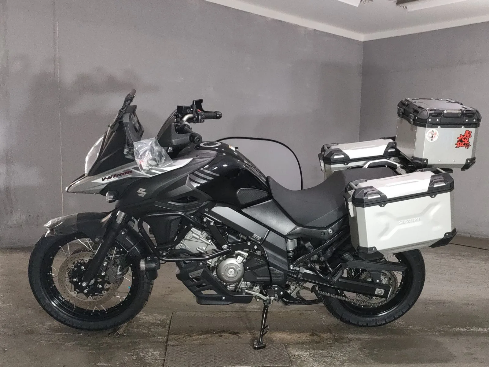 Suzuki V STROM 650XT с аукциона JBA, кадр 2