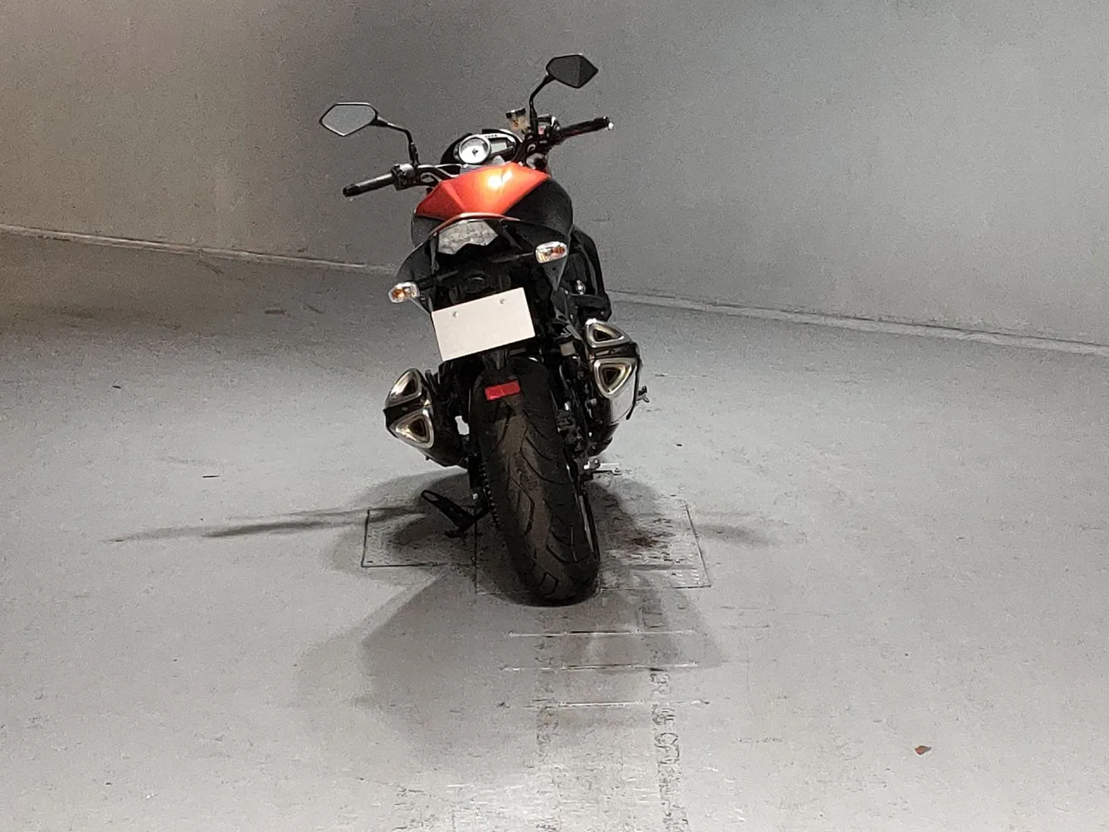 Kawasaki Z1000 с аукциона JBA, кадр 4