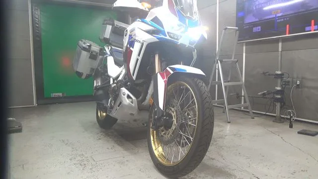 Honda CRF1100L AFRICA TWIN D 2021 года из Японии
