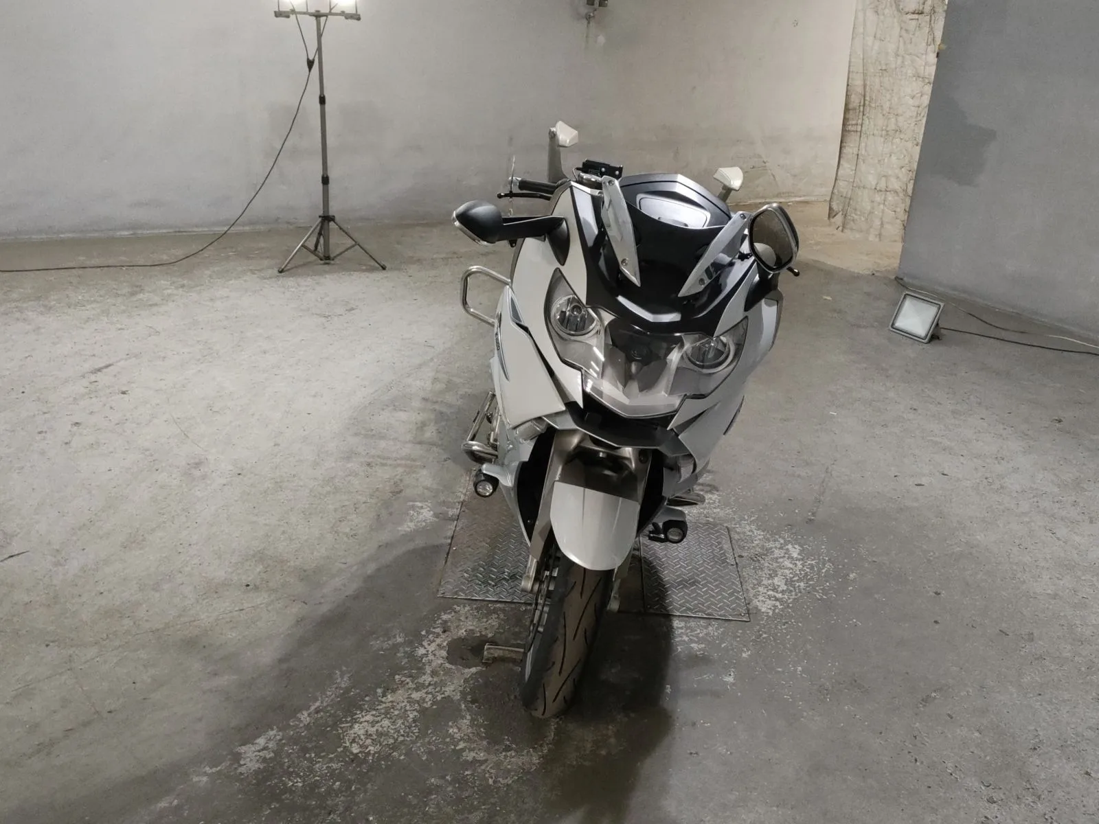 BMW K1600GTL EXCLUSIVE с аукциона JBA, кадр 3