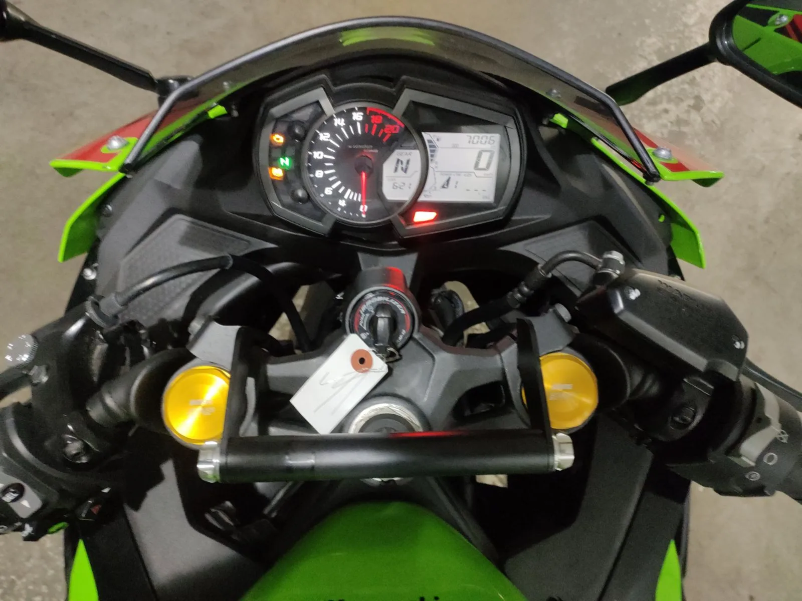 Kawasaki NINJA ZX-25R SE с аукциона JBA, кадр 5