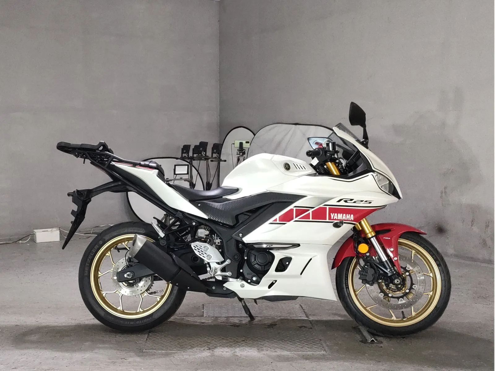 Yamaha YZF-R25 с аукциона JBA, кадр 1