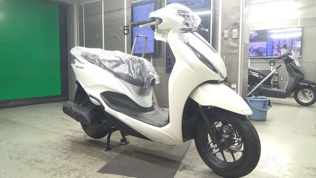 Honda LEAD125  года из Японии