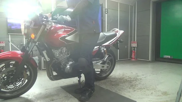 Honda CB400SFV с аукциона BDS, кадр 2