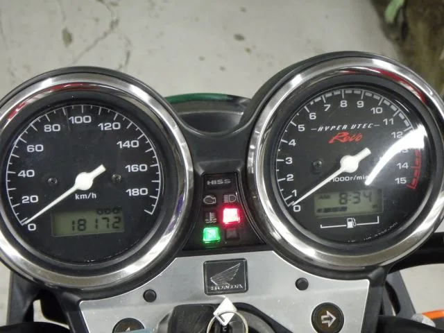 Honda CB400SFV с аукциона BDS, кадр 7
