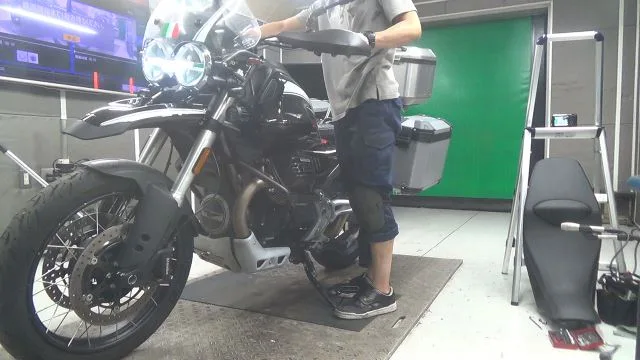 Другие марки MOTO GUZZI V85TT с аукциона BDS, кадр 2