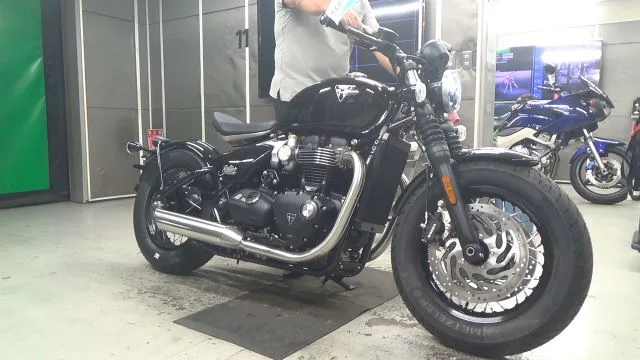 Triumph BONNEVILLE BO BAR 2026 года из Японии
