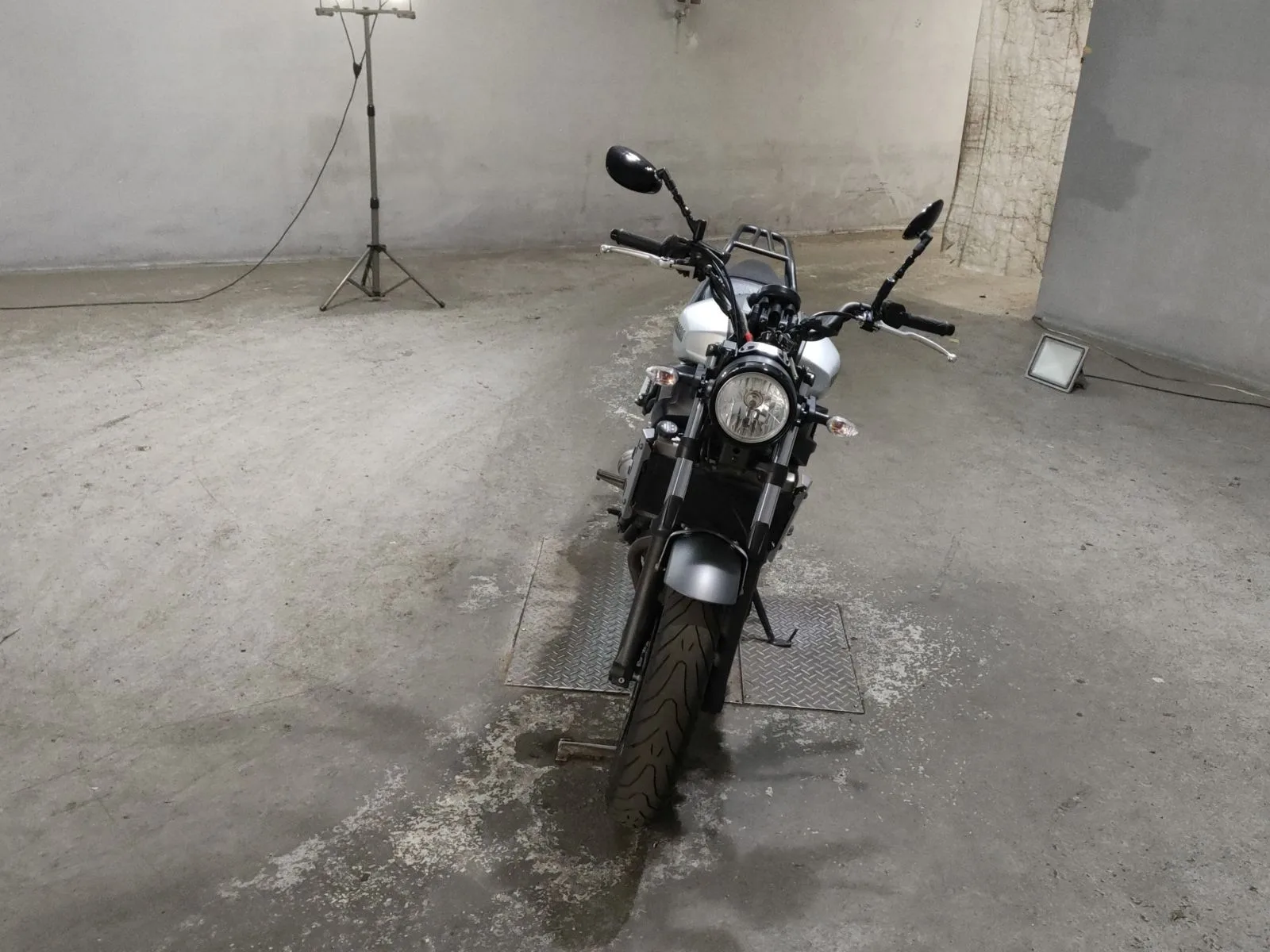 Yamaha XSR700 с аукциона JBA, кадр 3
