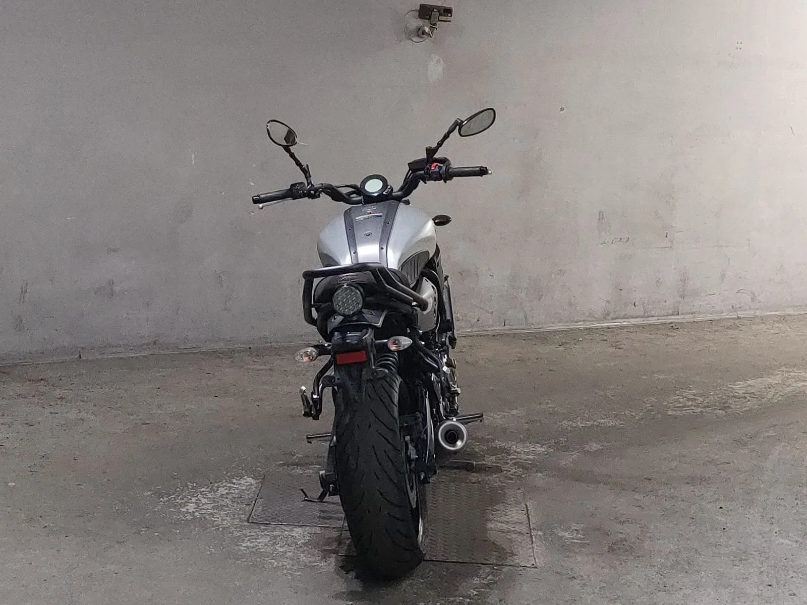 Yamaha XSR700 с аукциона JBA, кадр 4