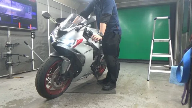 Kawasaki ZX-6RA с аукциона BDS, кадр 2