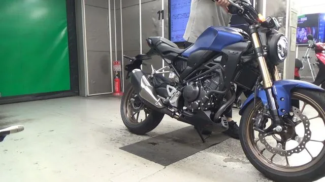 Honda CB250RA с аукциона BDS, кадр 1