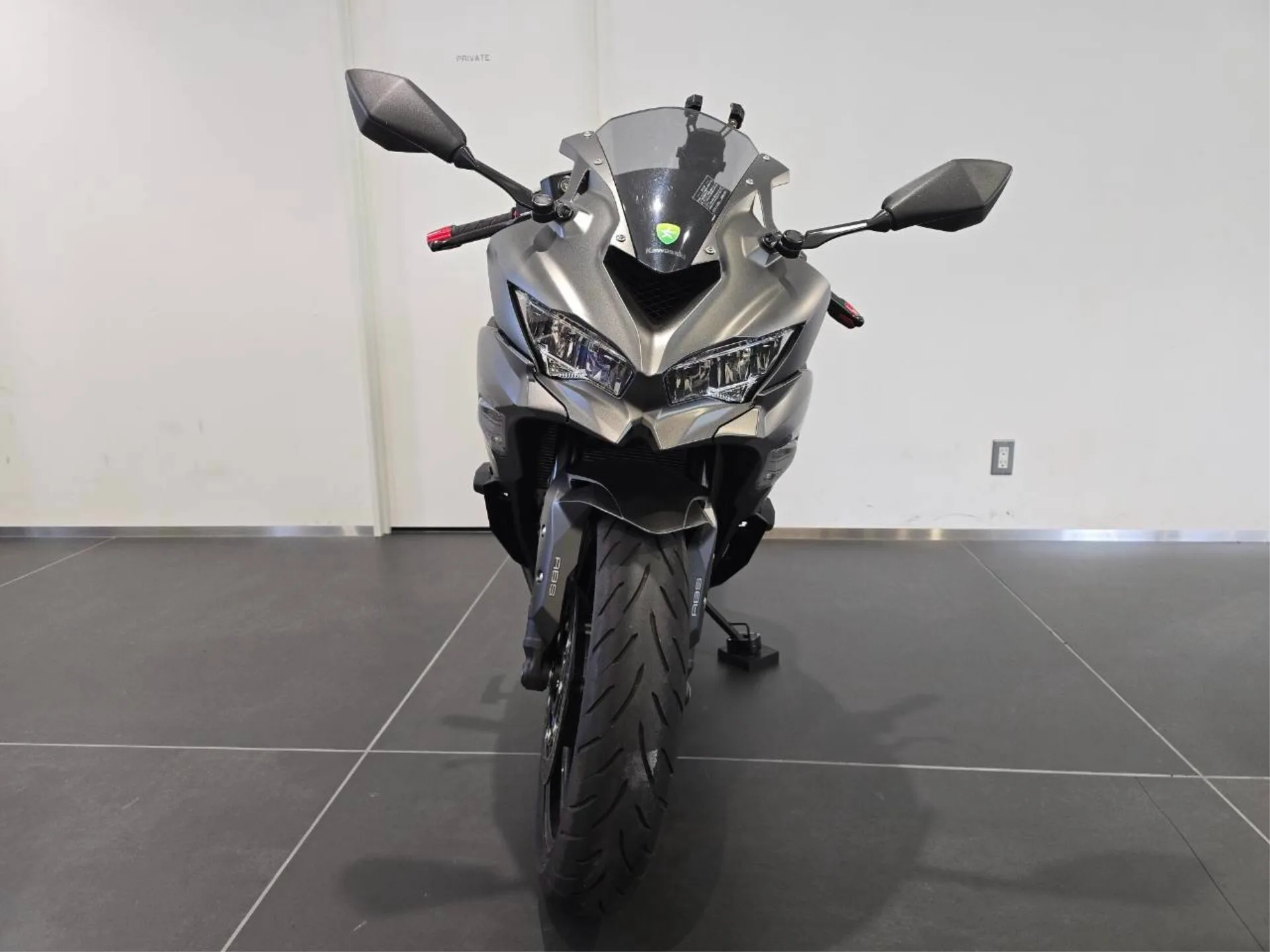 Kawasaki NINJA ZX-4RR 2025 года из Японии