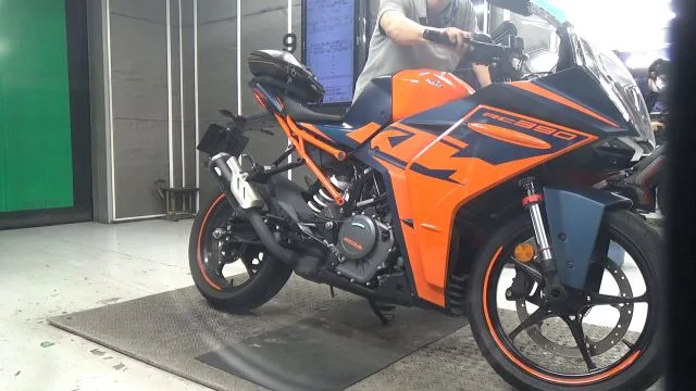 KTM RC390 2023 года из Японии