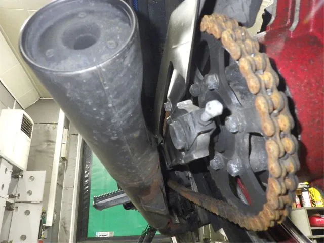 Kawasaki GPZ400F с аукциона BDS, кадр 9