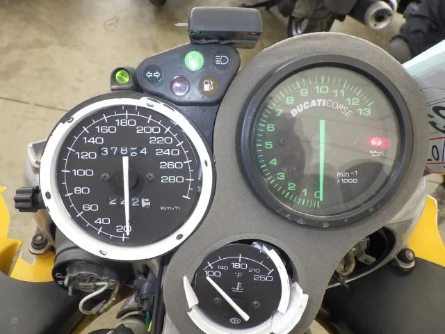 Ducati 998 BIPOSTO с аукциона BDS, кадр 5