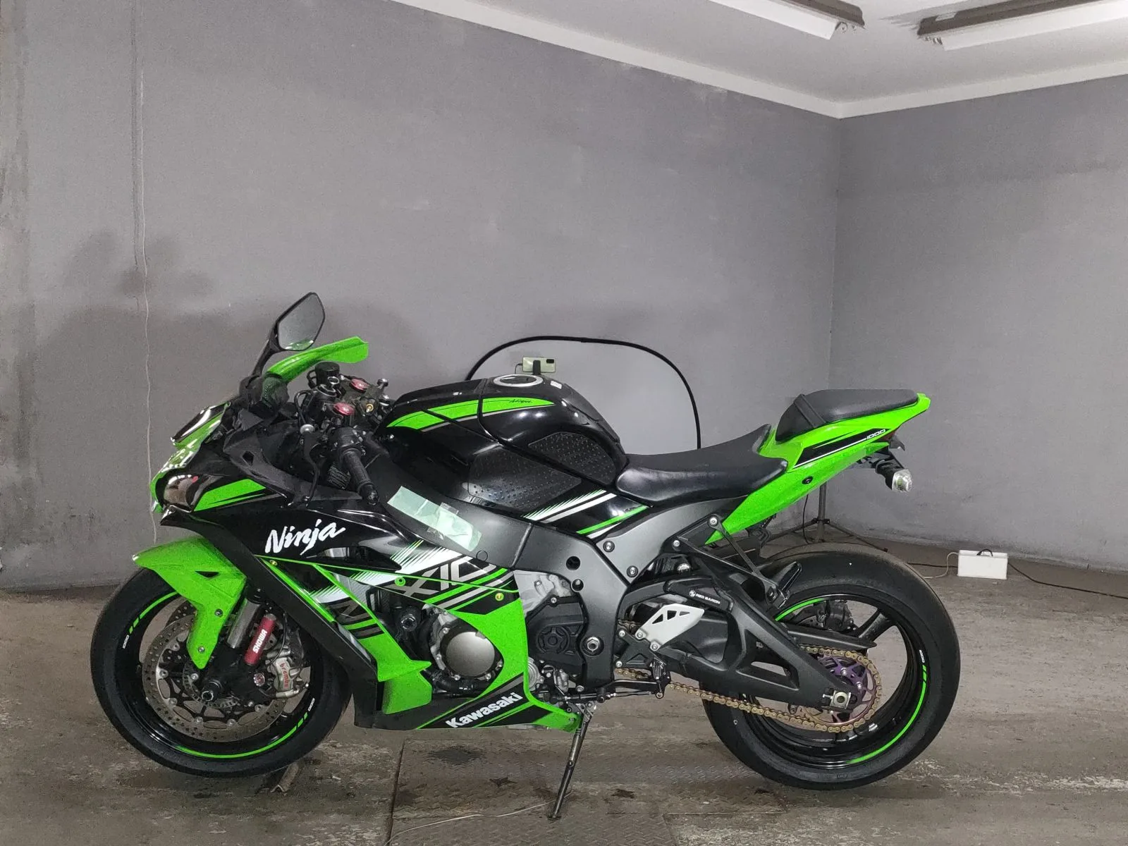 Kawasaki ZX-10R с аукциона JBA, кадр 2