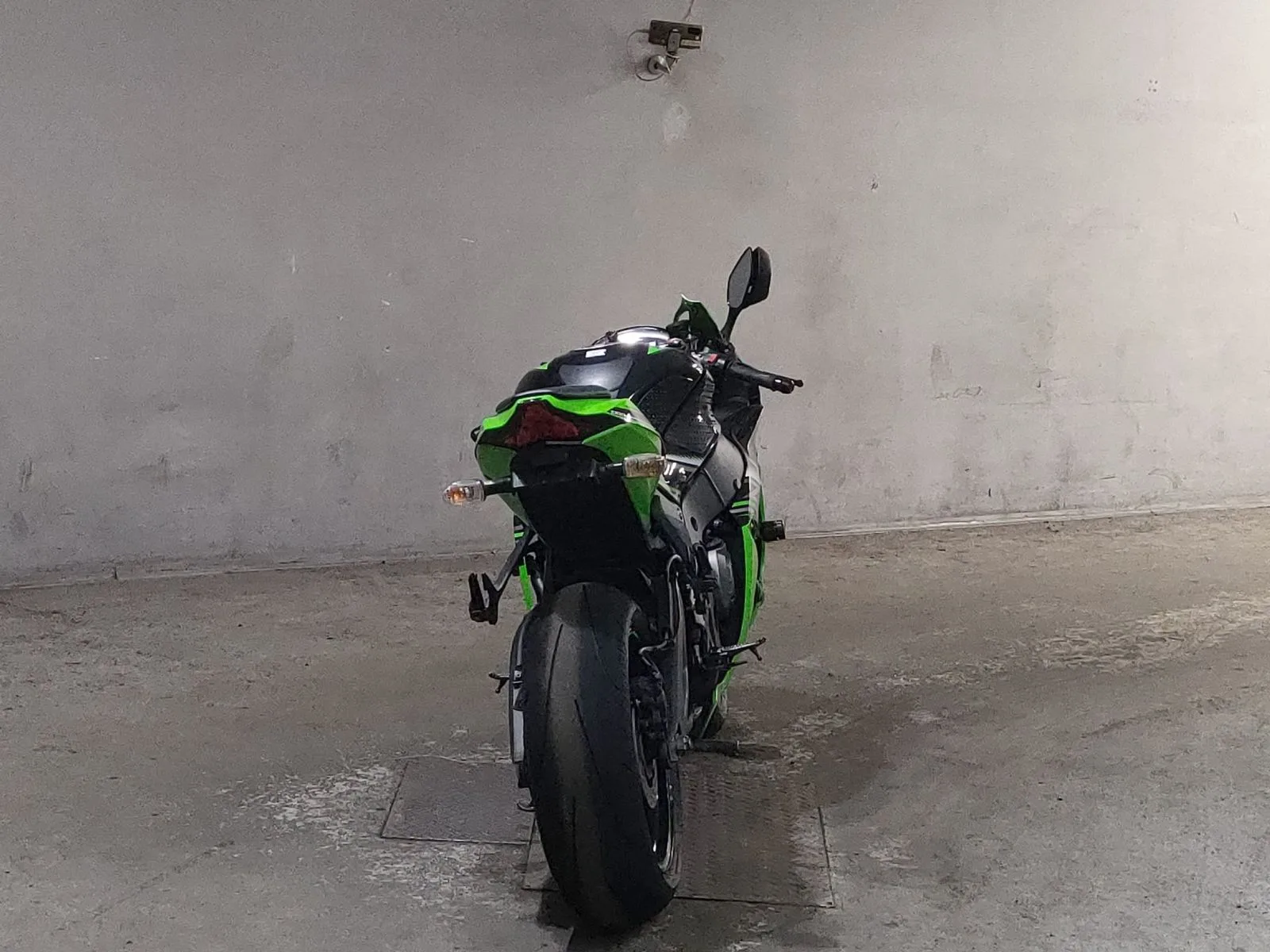 Kawasaki ZX-10R с аукциона JBA, кадр 4
