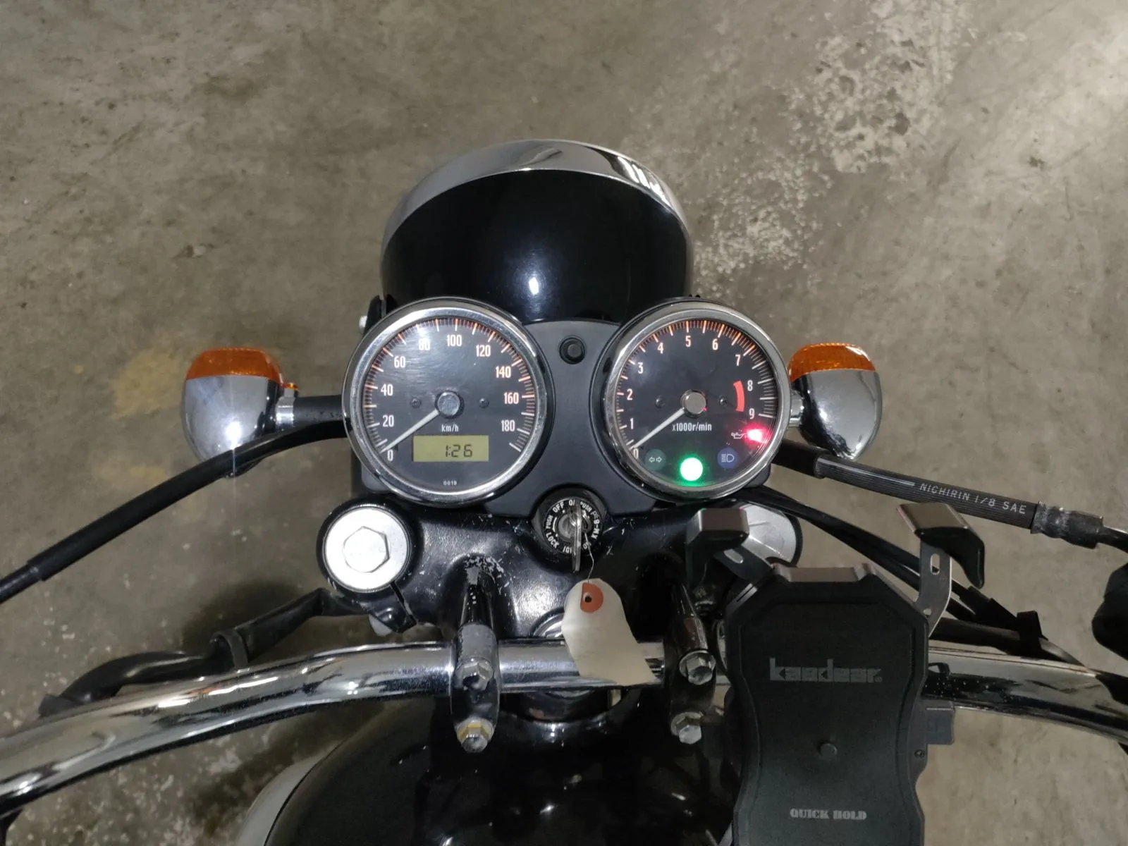Kawasaki W400 с аукциона JBA, кадр 5