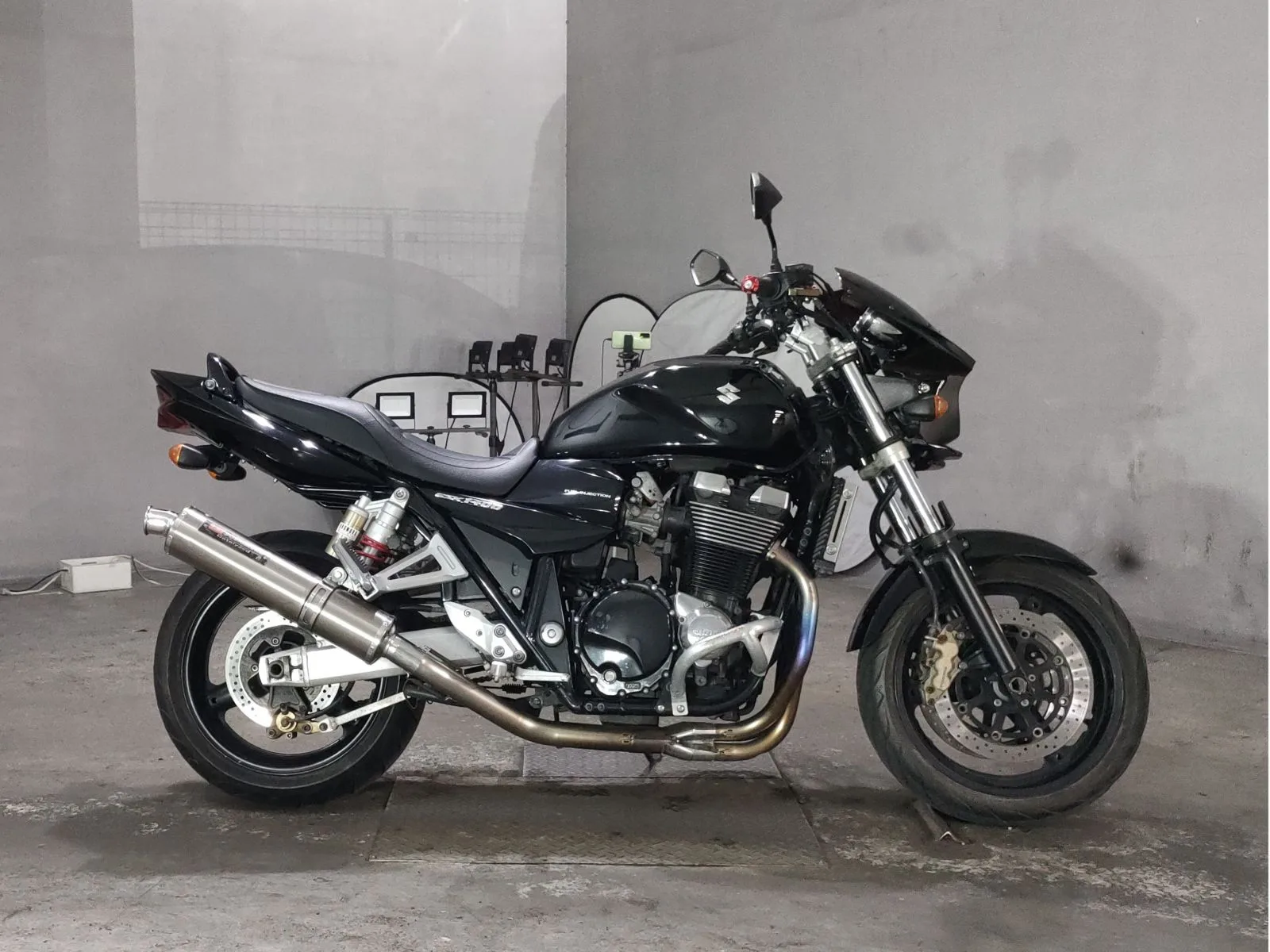 Suzuki GSX1400 2002 года с японского аукциона JBA