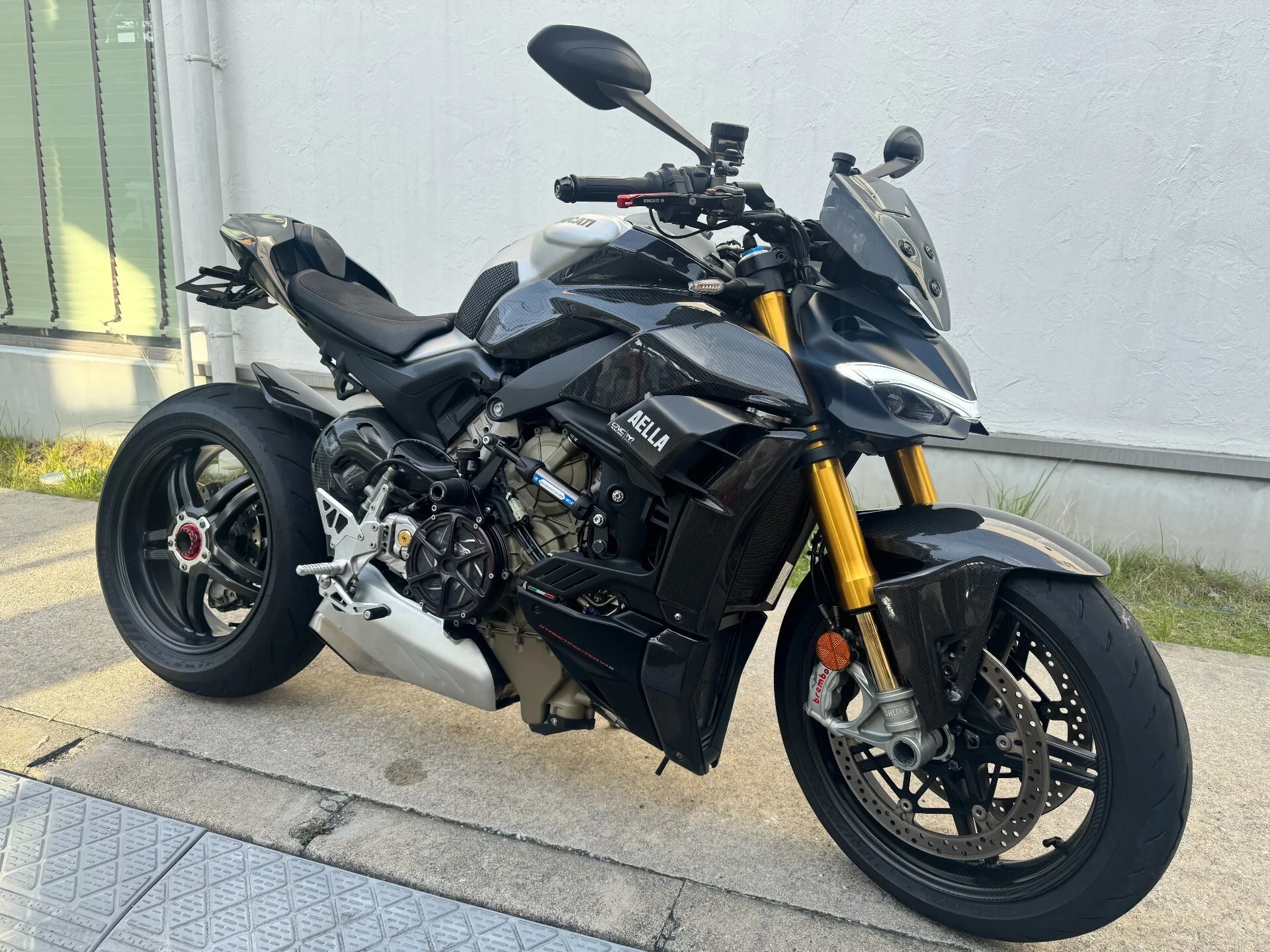 Ducati STREET FIGHTER V4S 2021 года из Японии