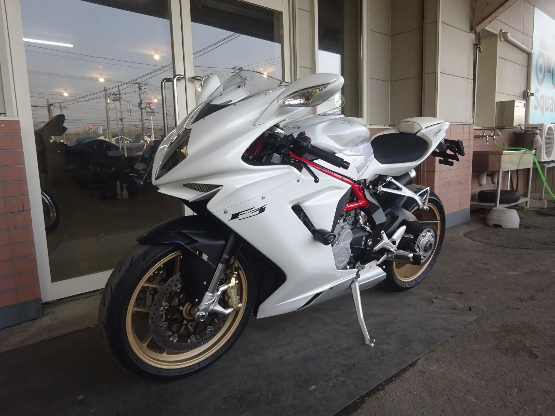 Другие марки MV AGUSTA F3 675 с аукциона AUCNET, кадр 5