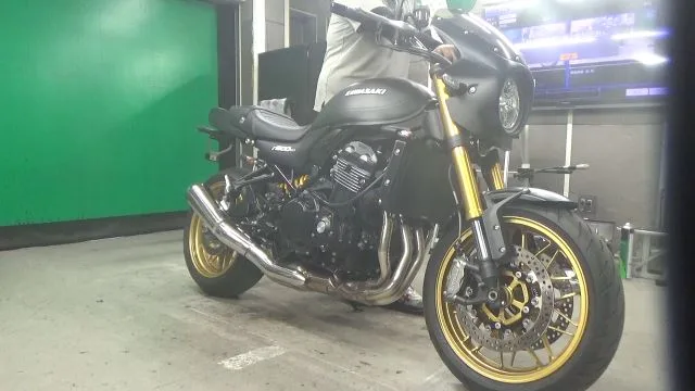 Kawasaki Z900RS SE 2025 года из Японии
