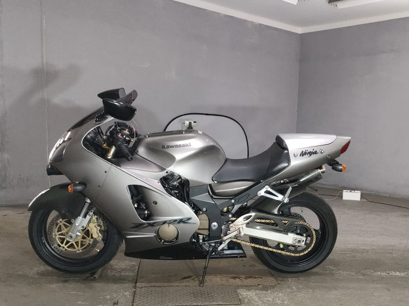 Kawasaki ZX-12R с аукциона JBA, кадр 2