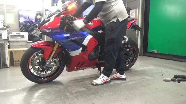 Honda CBR1000RR-RSP с аукциона BDS, кадр 2