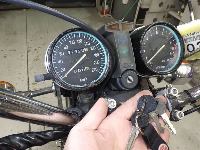 Kawasaki Z550FX с аукциона BDS, кадр 9