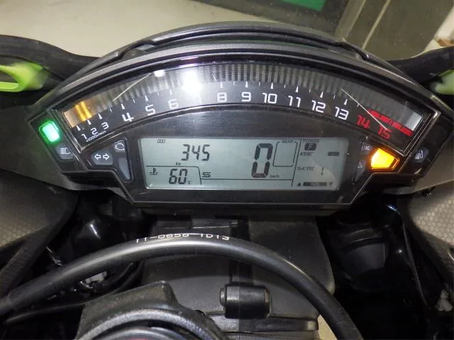 Kawasaki ZX-10RA с аукциона BDS, кадр 7