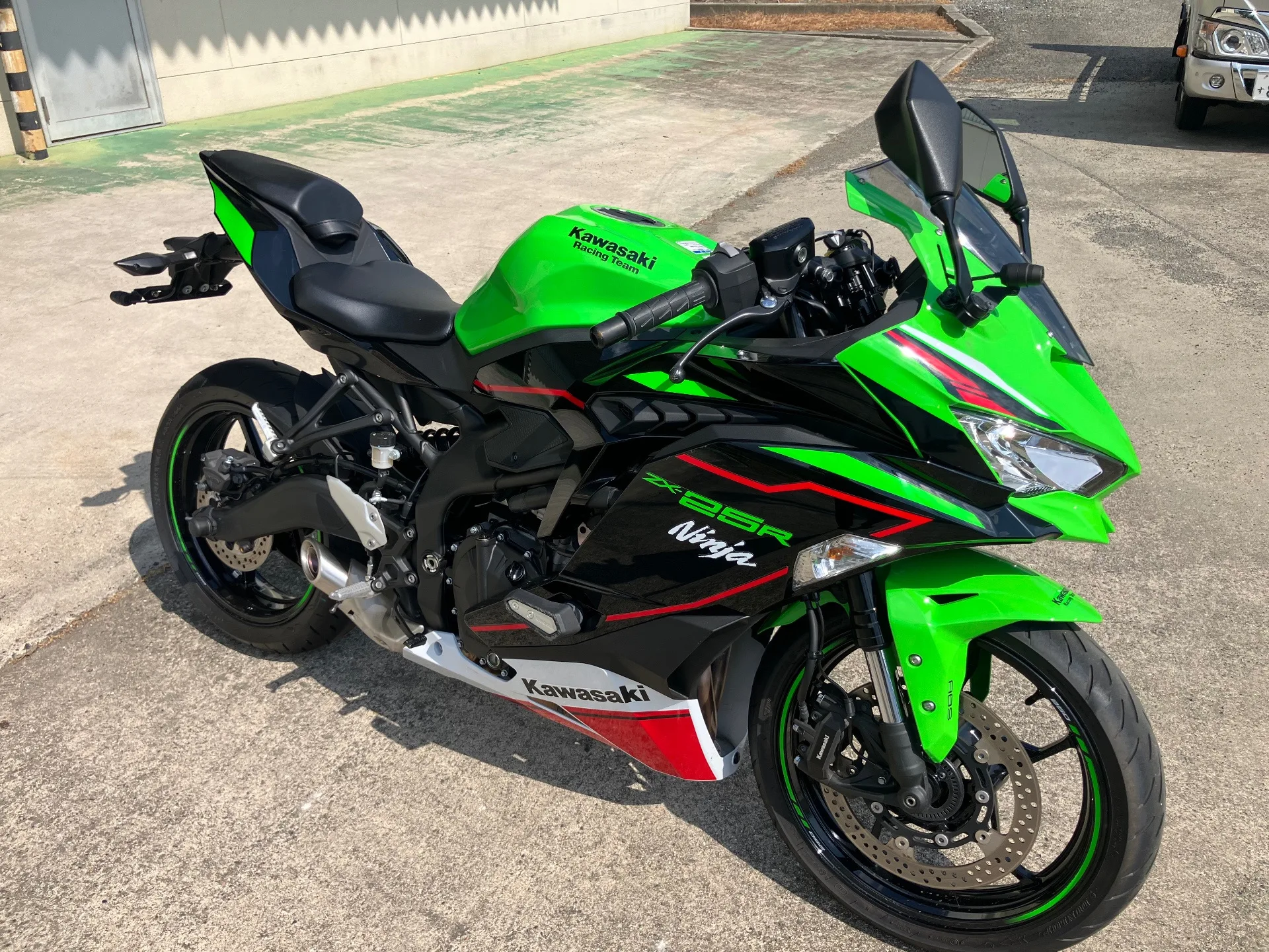 Kawasaki NINJA ZX-25R SE года из Японии