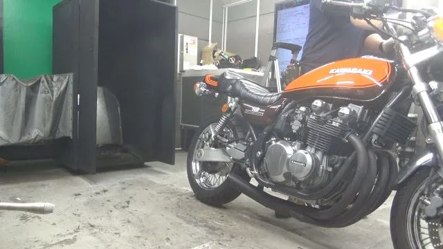 Kawasaki ZEPHYR750RS 2002 года из Японии