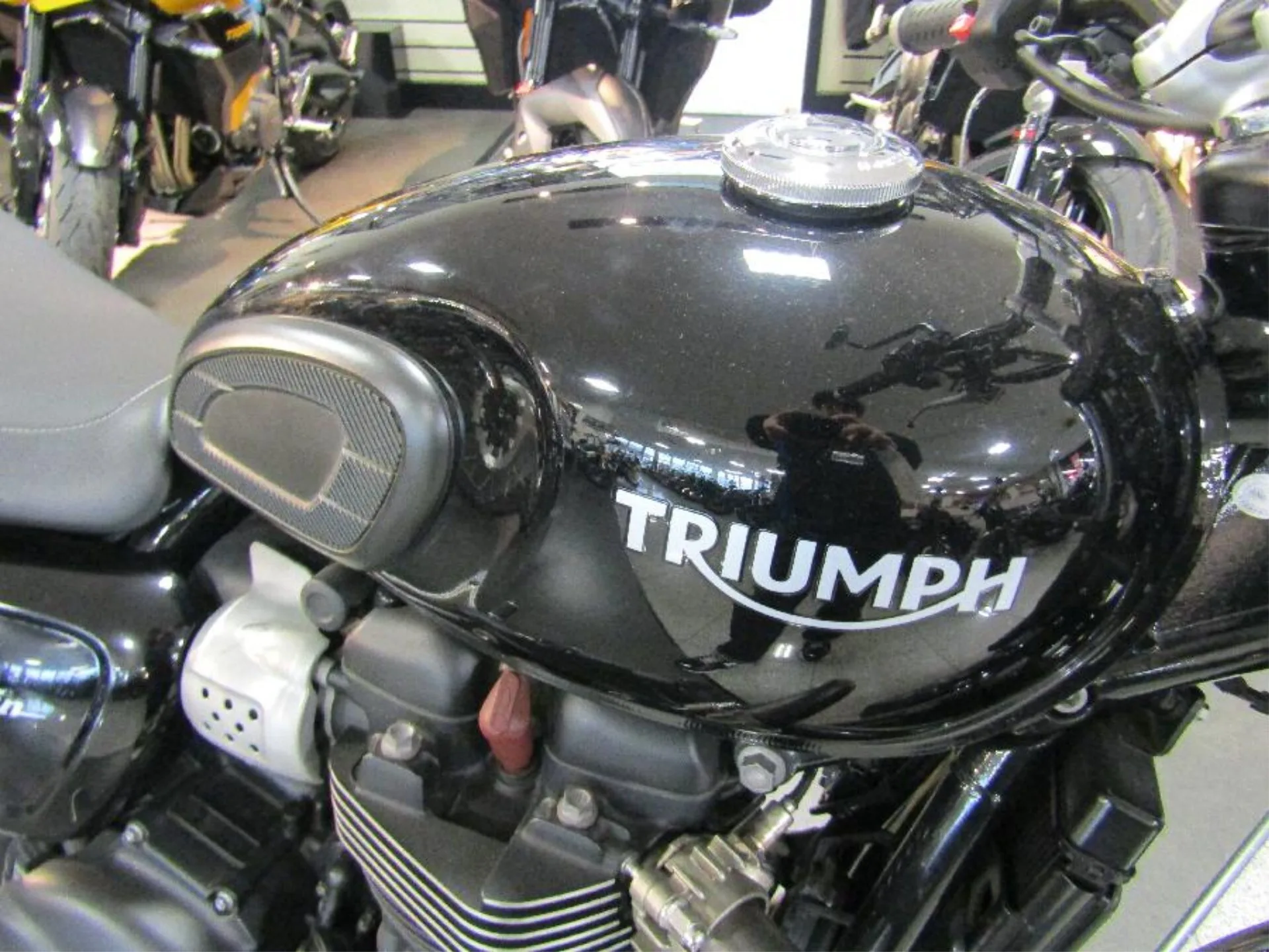 Triumph STREET TWIN с аукциона AUCNET, кадр 5