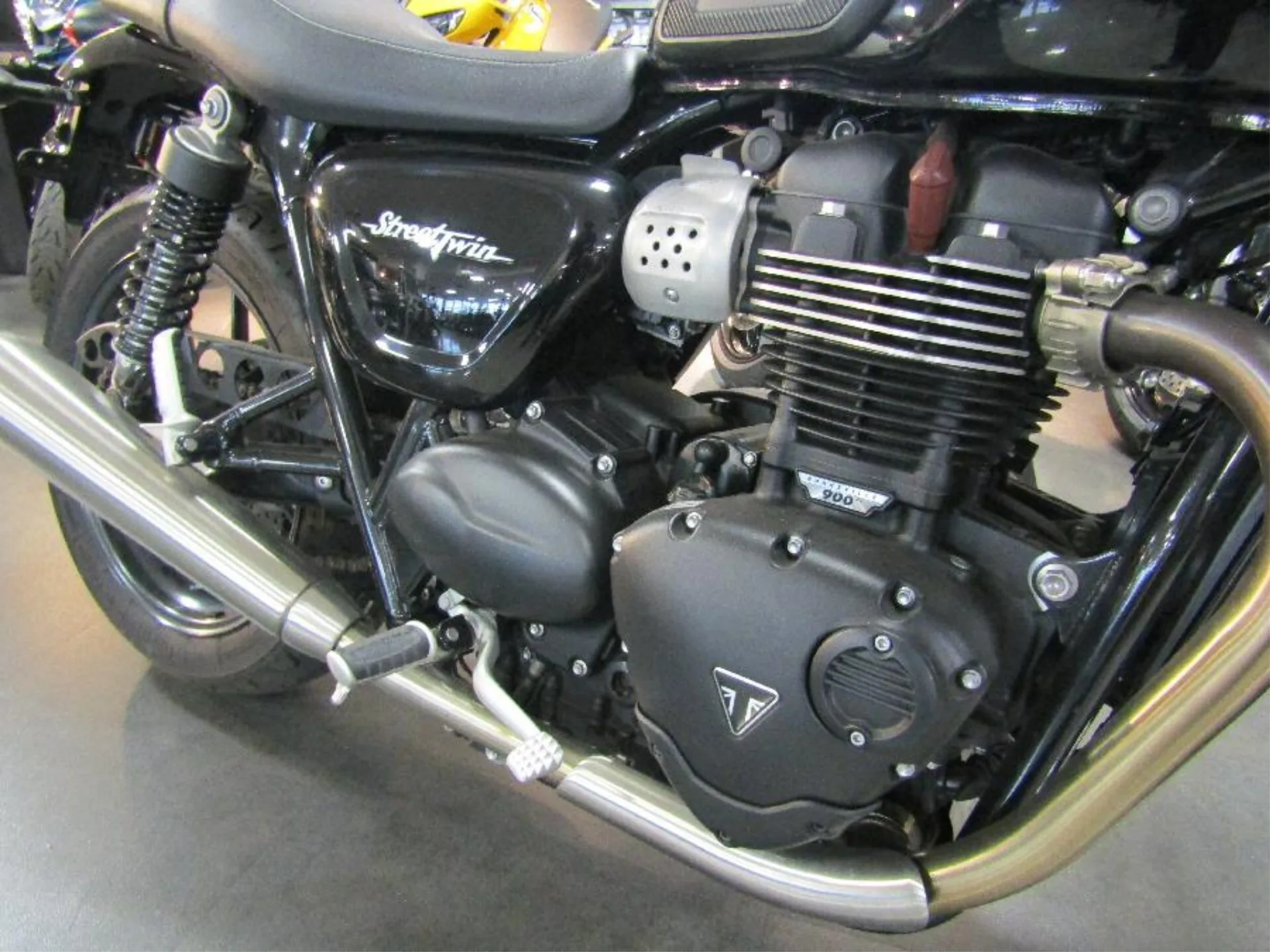 Triumph STREET TWIN с аукциона AUCNET, кадр 6
