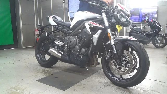 Triumph STREET TRIPLE S с аукциона BDS, кадр 1