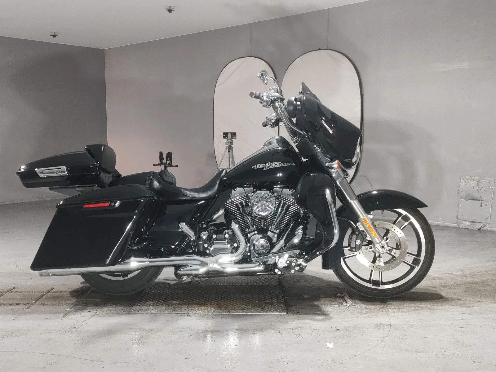 Harley-Davidson FLHX1690 2014 года из Японии