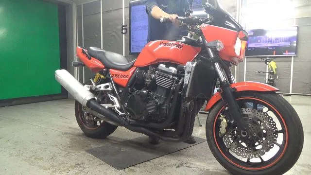 Kawasaki ZRX1100 1997 года из Японии