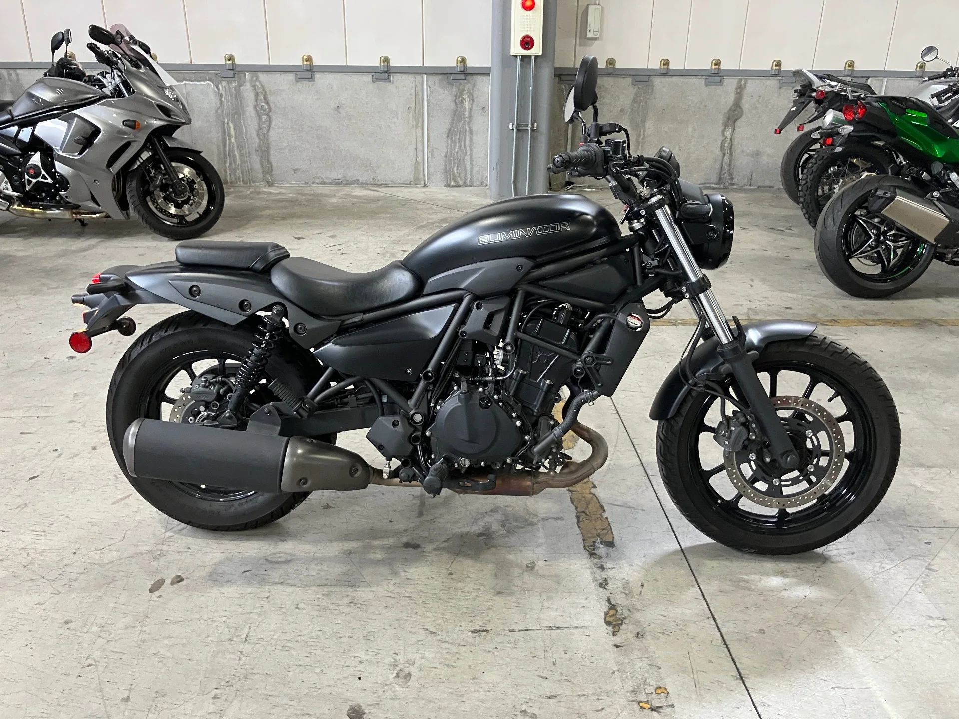 Kawasaki ELIMINATOR 400 с аукциона AUCNET, кадр 1
