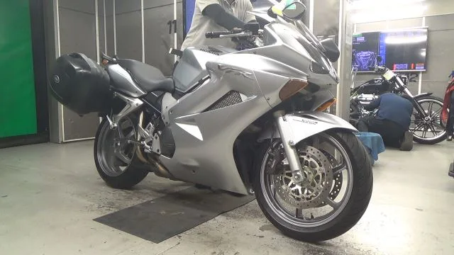Honda VFR800 2004 года из Японии