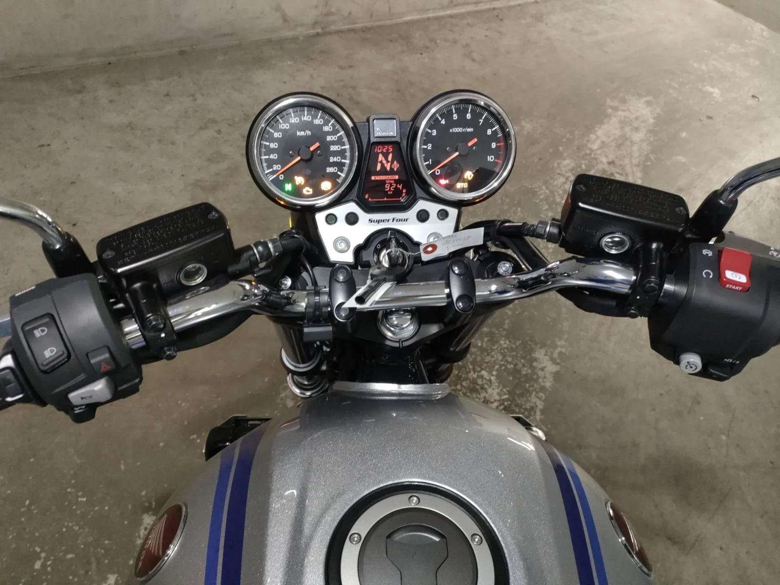 Honda CB1300SF с аукциона JBA, кадр 5