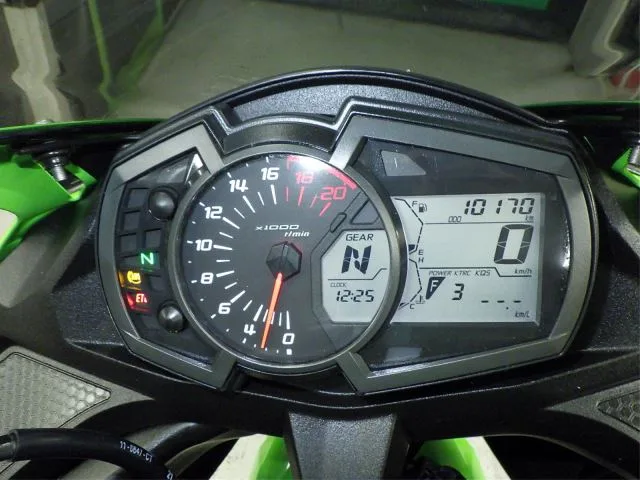 Kawasaki ZX-25R с аукциона BDS, кадр 7