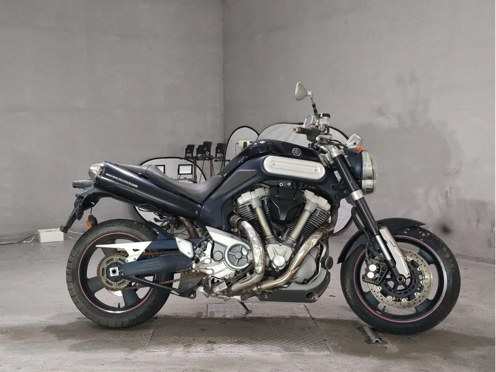 Yamaha MT-01 с аукциона JBA, кадр 1