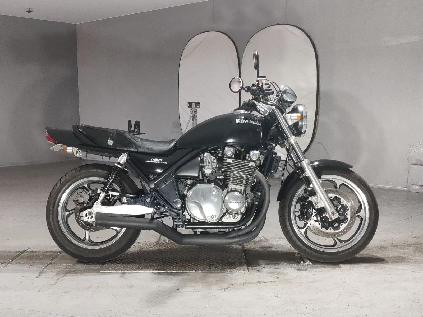 Kawasaki ZEPHYR1100 1992 года с японского аукциона JBA