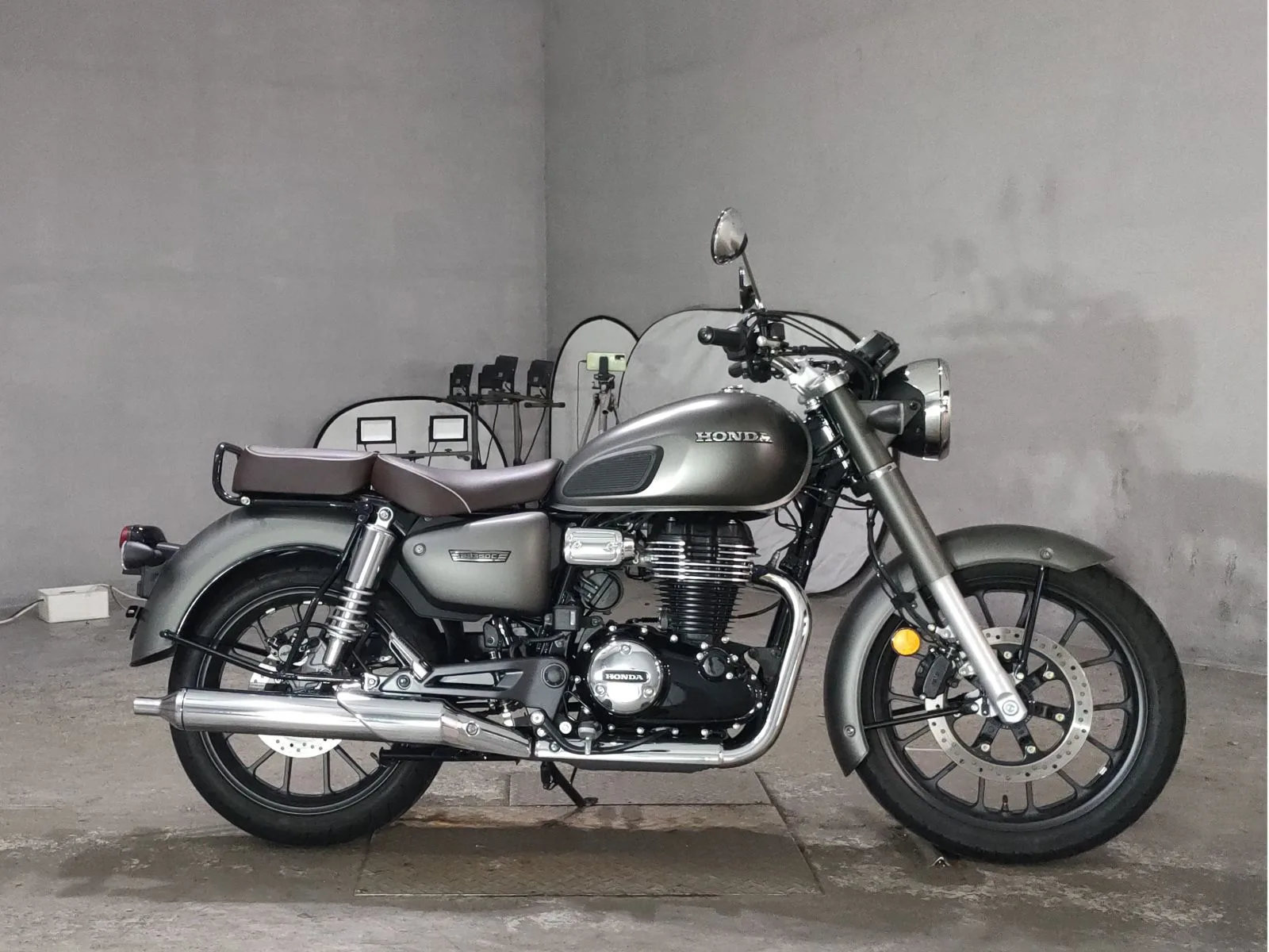 Honda GB350C 2025 года с японского аукциона JBA