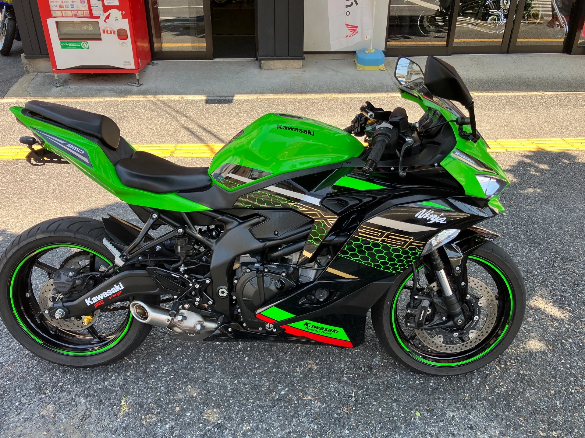 Kawasaki NINJA ZX-25R года из Японии
