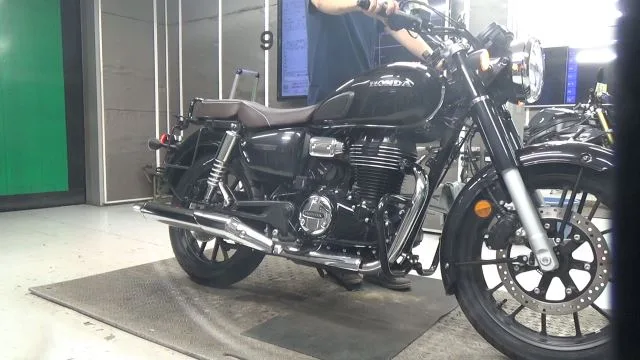 Honda GB350C 2025 года из Японии
